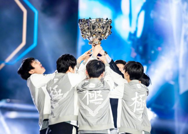 包含TheShy关键节点精彩发挥，中国队带队取胜！的词条