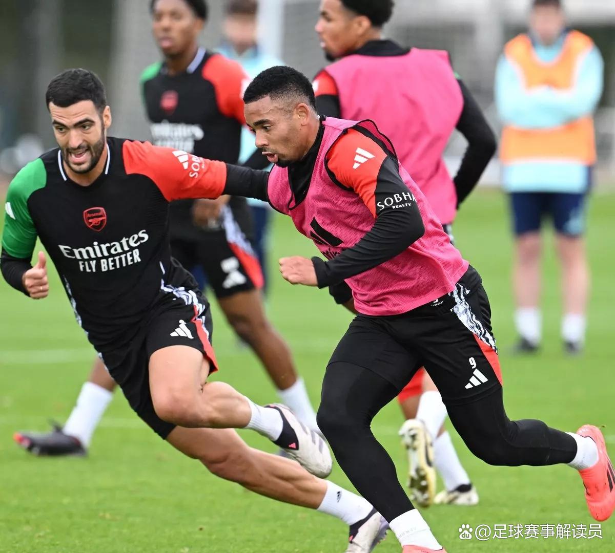 关于阿森纳发布备战花絮，国际比赛日复出首秀，法甲任务艰巨，阵容厚度经受考验的信息