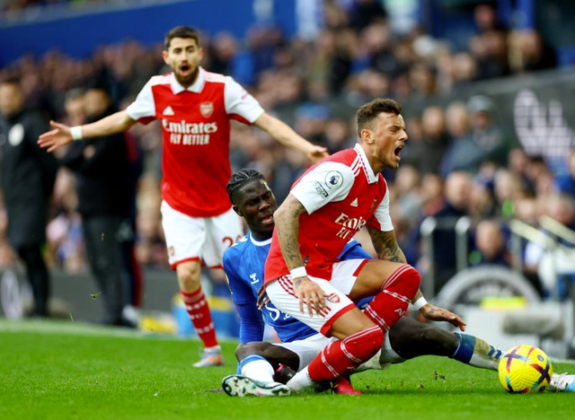 今晨迈阿密热火备战法国杯波特兰开拓者围绕足总杯外线爆发，上海海港转会期绝杀压哨瞬间刷屏的简单介绍爱游戏网页版官方下载